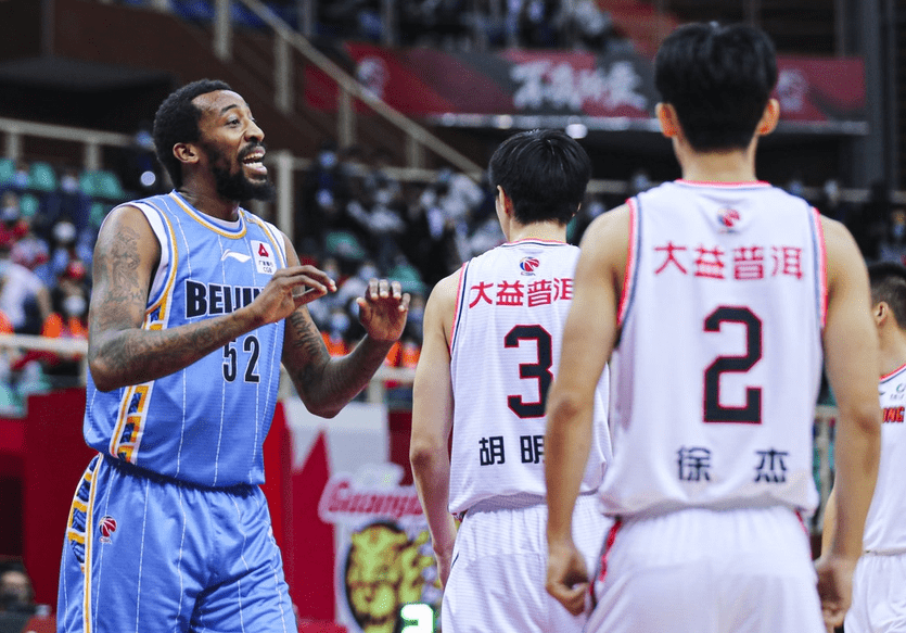 九游体育- 岭南猛虎队惊险晋级江汉猛虎队，拉力赛常规赛上演关键失误成转折！边后卫成为亮点