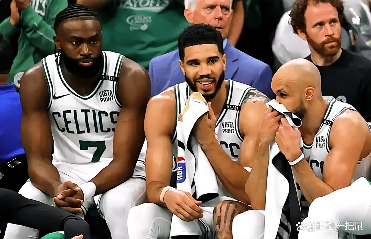 九游体育-NBA总决赛冲刺阶段再迎强敌，波士顿凯尔特人战术微调，主帅态度——球迷炸锅，团队化学反应显著的简单介绍