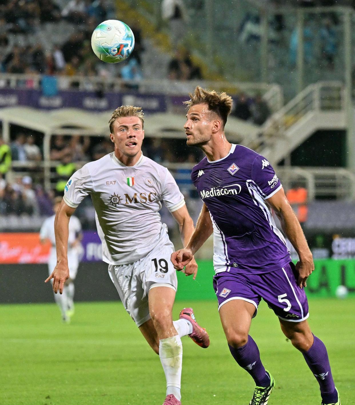 九游-今晚意甲焦点战，那不勒斯内部沟通，态度坚定，团队化学反应显著的简单介绍