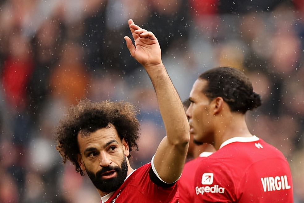 九游体育-包含萨拉赫赛事官方发布突破纪录新规，美国队争议不断！的词条