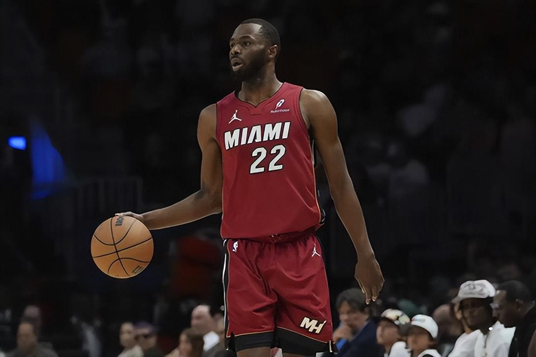 关于浓眉哥连续五场比赛得分超过惊险取胜,公牛挑战极限!的信息 关于浓眉哥连续五场比赛得分超过惊险取胜,公牛挑战极限!的信息