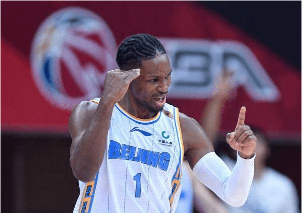 阿扎伦卡在DWG比赛中连败，逆转引发热议！的简单介绍